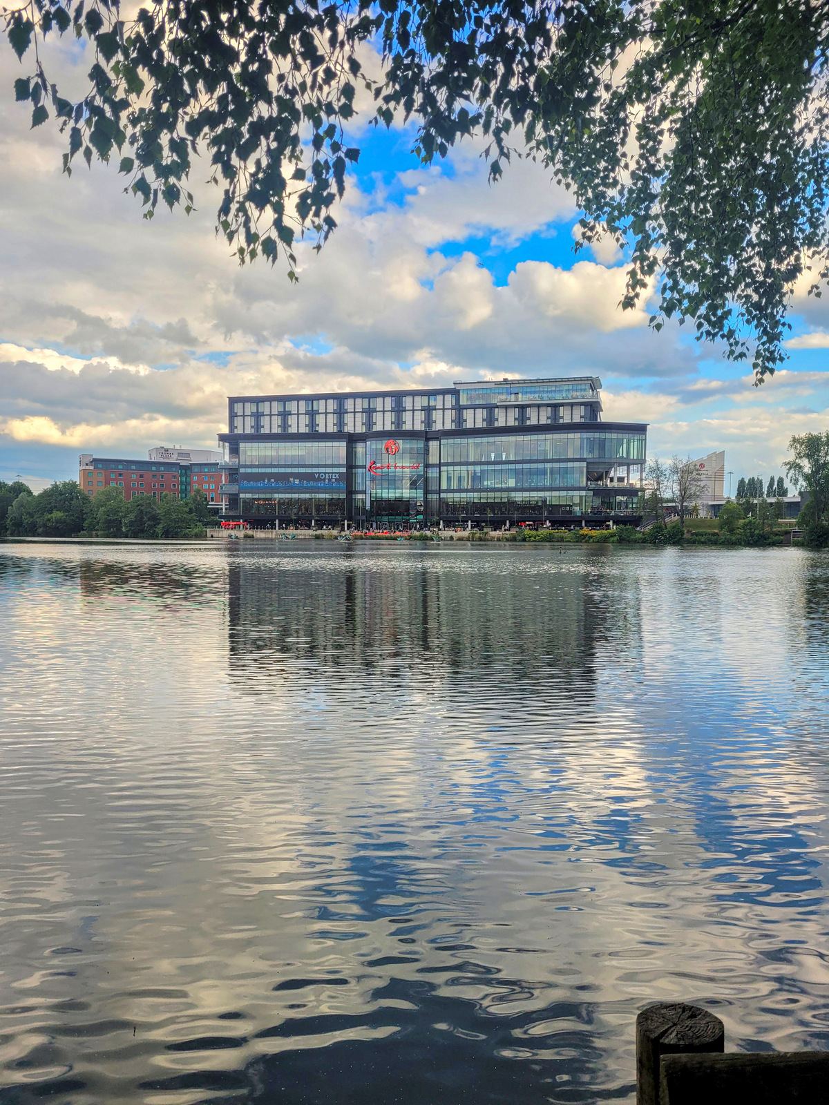 Exterior view of Resorts World Birmingham on the NEC campus